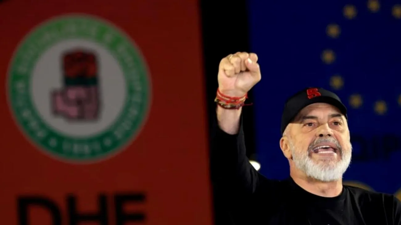 Il sorprendente inchino di Edi Rama rivela la verità sull'accordo Italia-Albania che nessuno ti ha raccontato Fri May 16 2025 16:48:50 GMT+0000 (Coordinated Universal Time)"